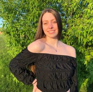 Meet your Posher, Danielle